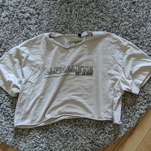 Alphalete Cropped T-shirt